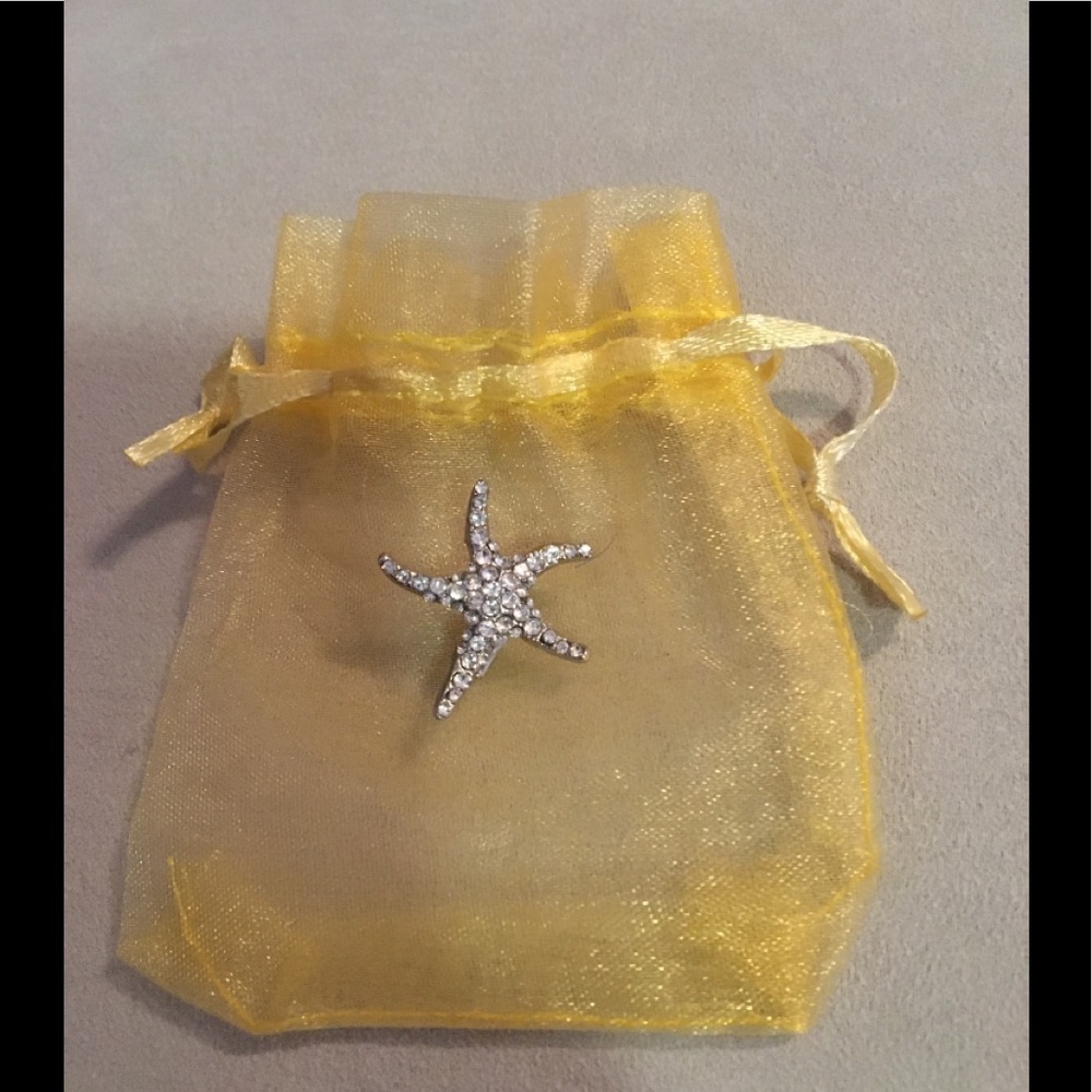 Starfish crystal brooch with yellow organza bag